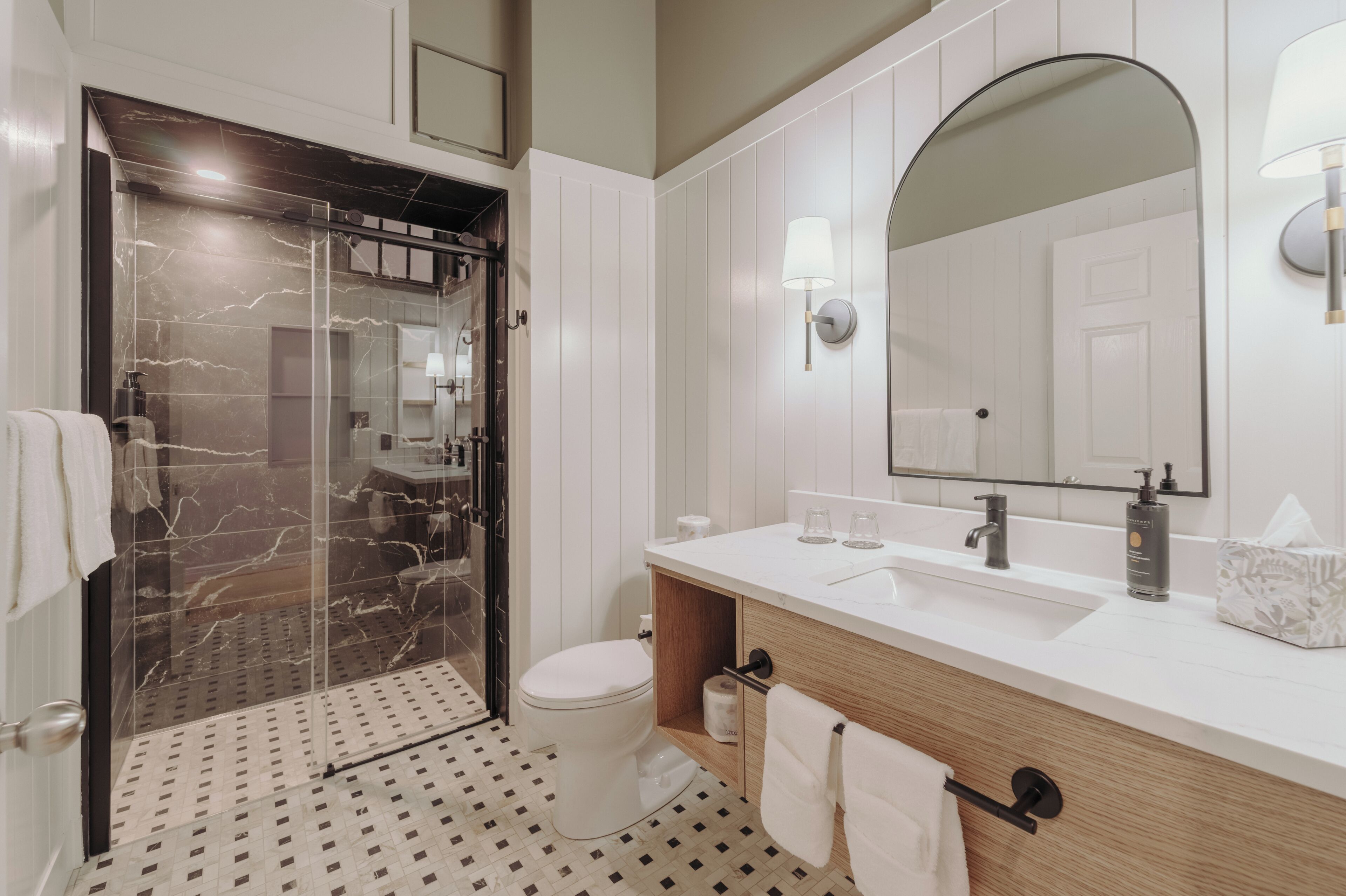 Signature Room, 1 Queen Bed