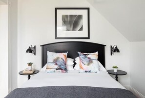 Zimmer | Bügeleisen/Bügelbrett, kostenloses WLAN, Bettwäsche