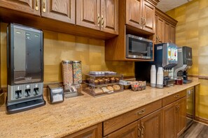 Desayuno continental incluido todos los días