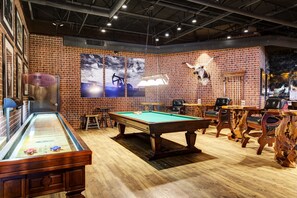 Lunch and dinner served, American cuisine - El Rancho Hotel (Williston)