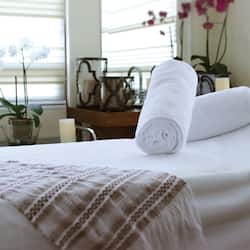 Couples treatment room(s), body treatments, aromatherapy