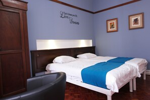 Coffres-forts dans les chambres, bureau, lits bébé (en supplément)