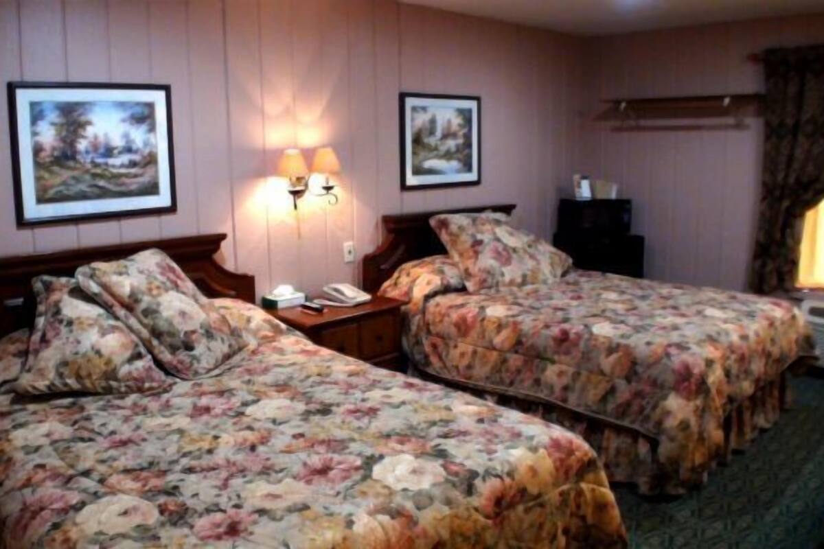 Standardzimmer, 2 Queen-Betten (Maple)