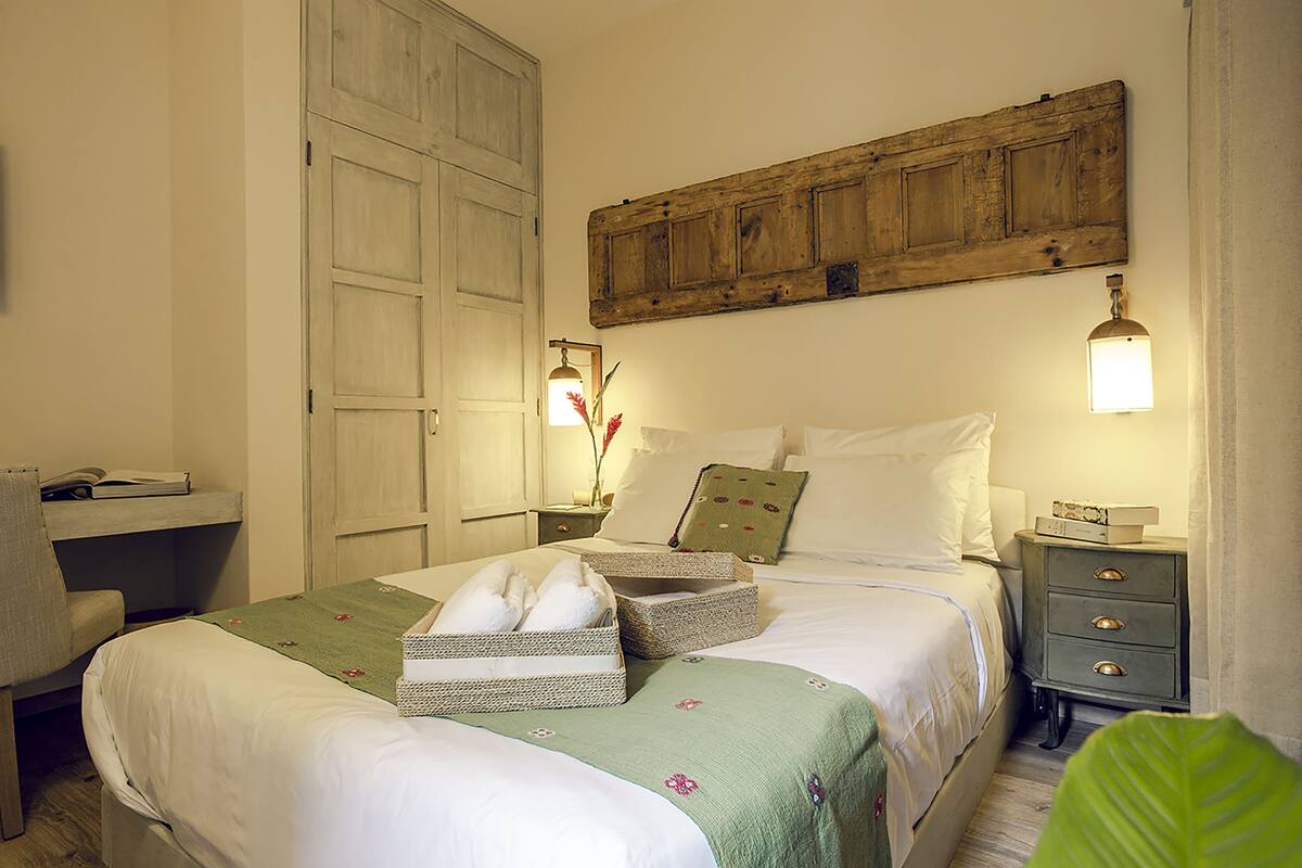 Vaichil Double Room | Premium bedding, in-room safe, soundproofing