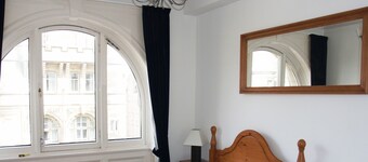 Royal Mile Mansions Apartment 27