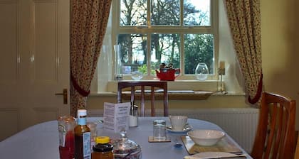Wortley Cottage Guest House
