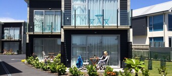 Carters By The Sea Westport