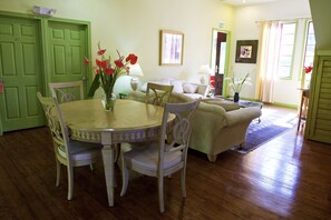 TV - Heritage Inn (Port of Spain)