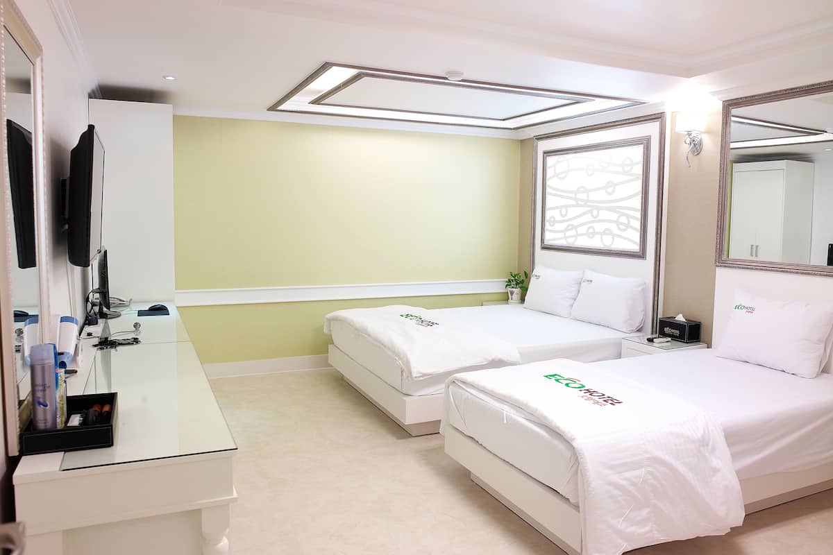 Habitación con 2 camas individuales (2+ people extra charge 20,000 on site) | Wifi gratis