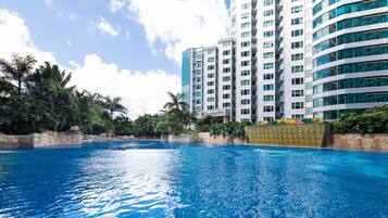 Seasonal outdoor pool