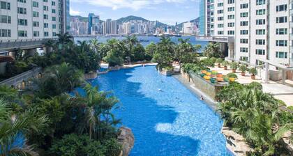 Kowloon Harbourfront Hotel