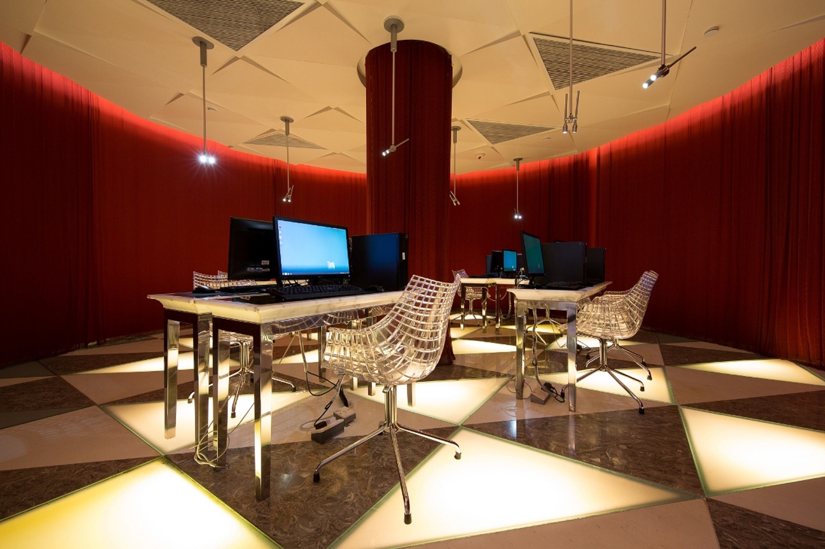 Foto - Kowloon Harbourfront Hotel