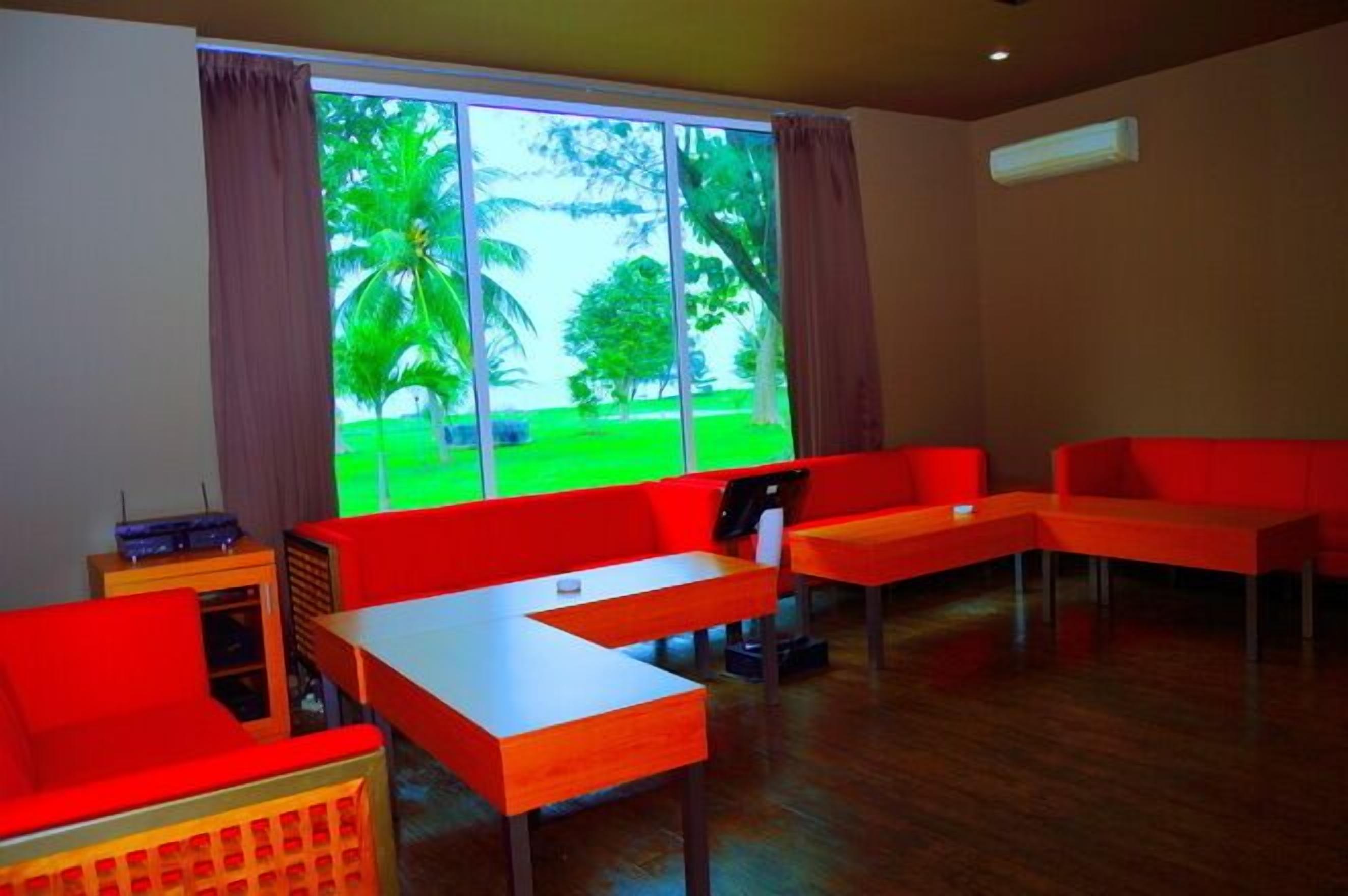 カラオケ ルーム