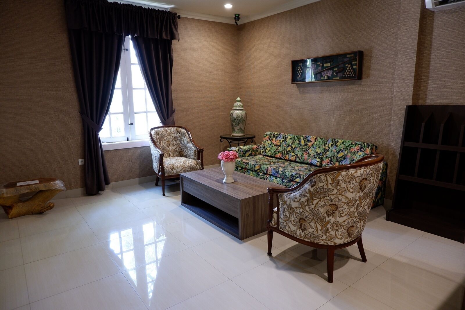 ロビー応接スペース