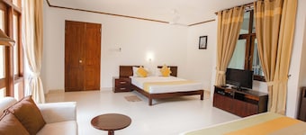 Lavendish Okrin Hotel