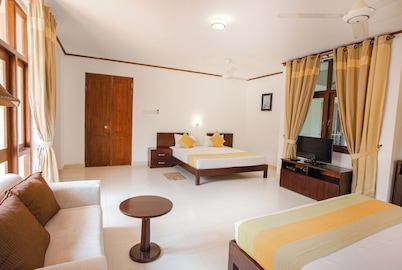 Lavendish Okrin Hotel