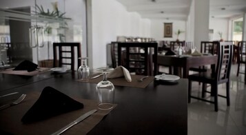 Almoço e jantar, culinária internacional