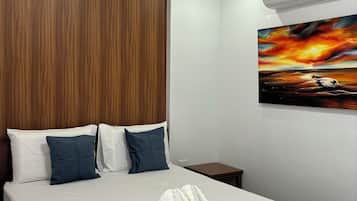 Deluxe Double Room | Hypo-allergenic bedding, individually decorated, individually furnished