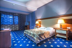 1 habitación, ropa de cama de alta calidad y minibar 