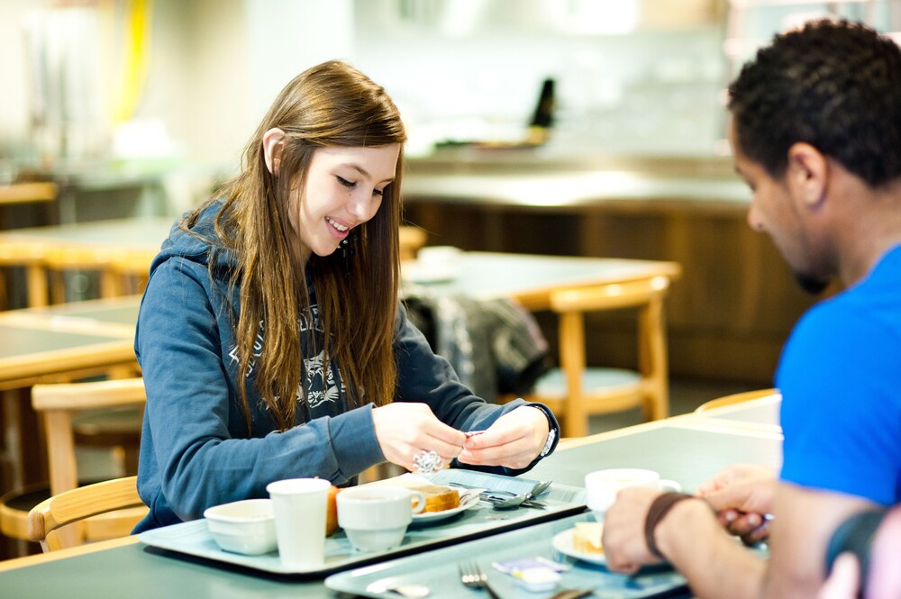 Auberge de Jeunesse de Mons - Youth Hostel by null