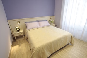 Ảnh chưa phân loại, 4 trong số 33 ảnh, nút