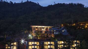 Front of property - evening/night