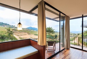 Deluxe Room, Upper Floor | View from room