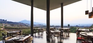 Breakfast, dinner served; international cuisine, garden views