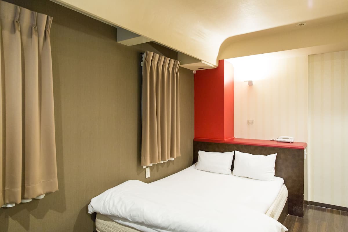 Basic Double Room, Private Bathroom