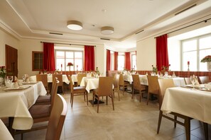Restaurant - Boutique Hotel zur Post (Vohburg an der Donau)