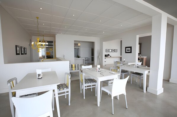 Restaurant - The Hampton Guest House (East London)