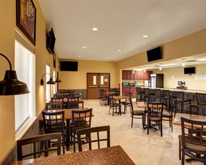 Dining - Rodeway Inn & Suites Phillipsburg (Phillipsburg)