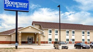 Exterior - Rodeway Inn & Suites Phillipsburg (Phillipsburg)