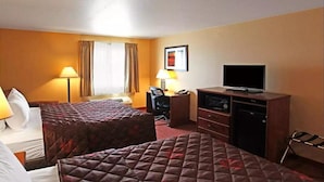 Room - Rodeway Inn & Suites Phillipsburg (Phillipsburg)