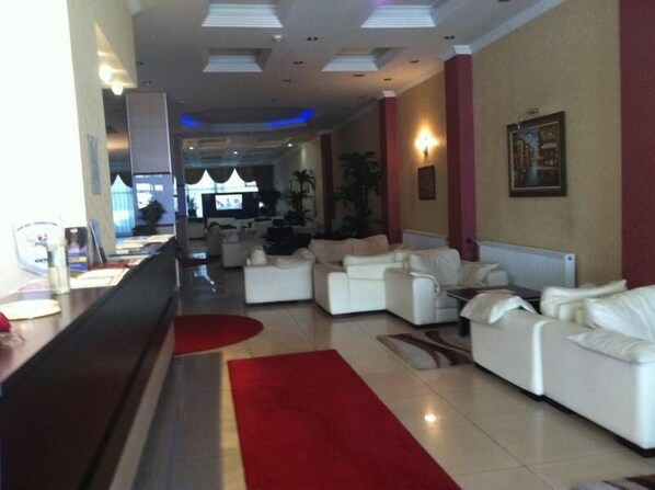 Sala de estar en el lobby
