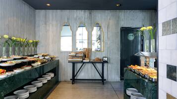 ๋งค์ผ ์ ๋ฝ์ ์์นจ ์์ฌ(1์ธ๋น ILS 60)