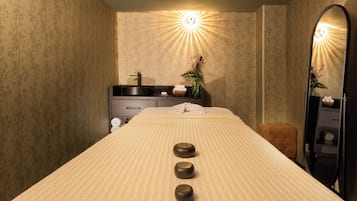 Hot stone massages, deep-tissue massages, Swedish massages, massages