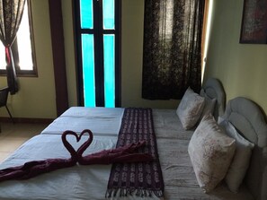 Desk, free WiFi - Sri Trang Hotel (Trang)