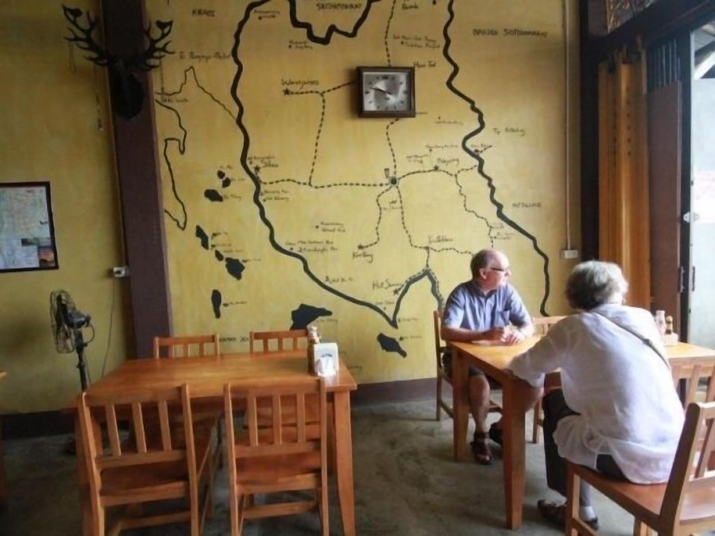 breakfast (thb 100 per person)