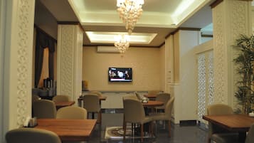 Dagelijks ontbijtbuffet inbegrepen