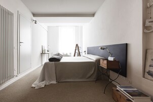 Desk, cribs/infant beds, free WiFi, bed sheets