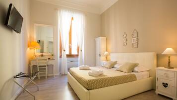 Double Room (external bathroom)