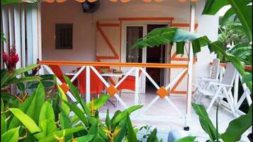 Bungalow | Balcón