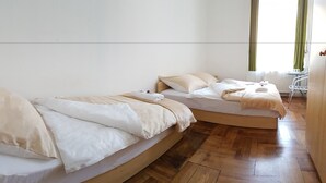 Standard Triple Room | 1 bedroom, WiFi (free) - Westend Minihotel (Budapest)