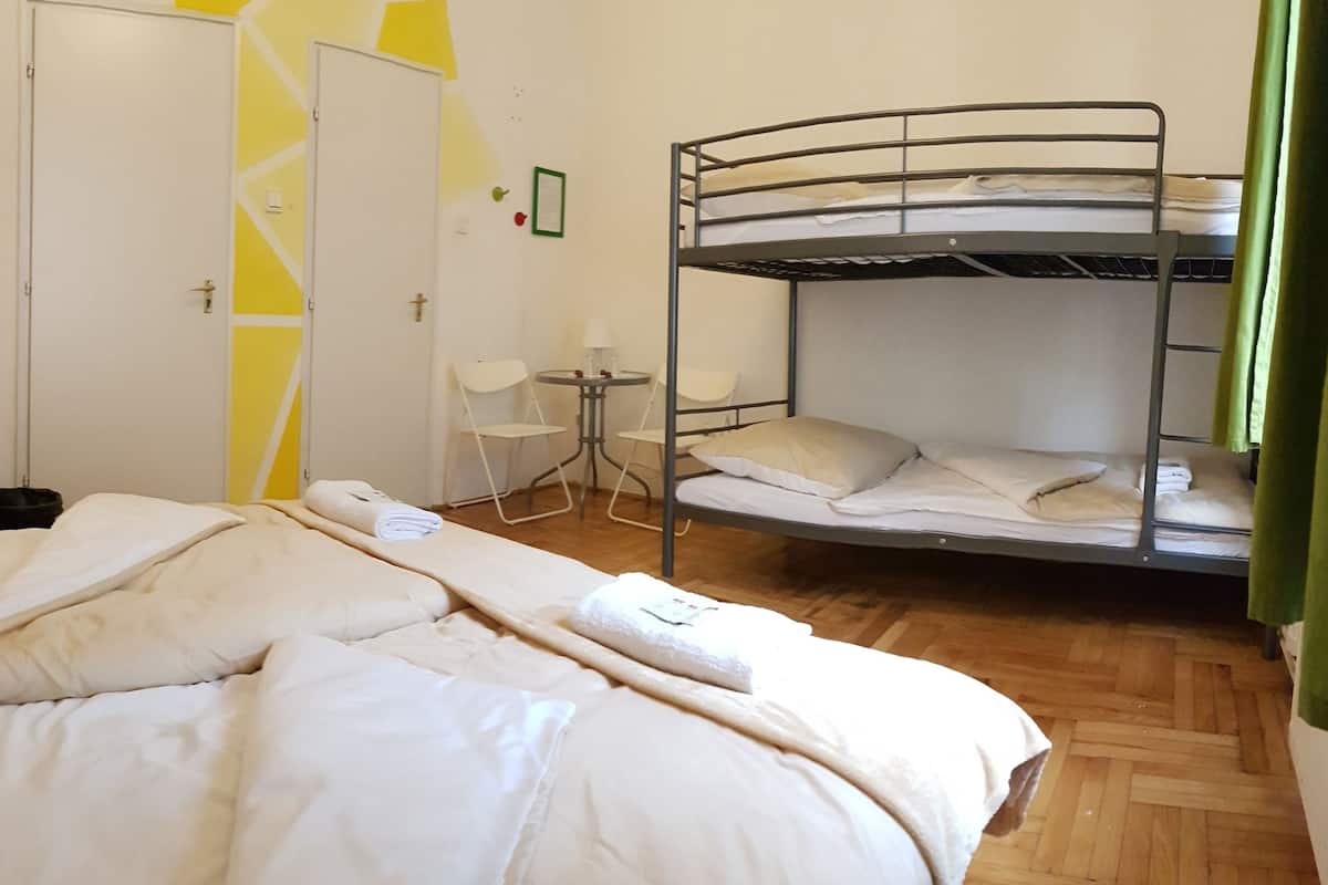 Family Room | 1 bedroom, WiFi (free)
