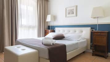 Duplex, 1 Double Bed | Premium bedding, minibar, in-room safe, desk