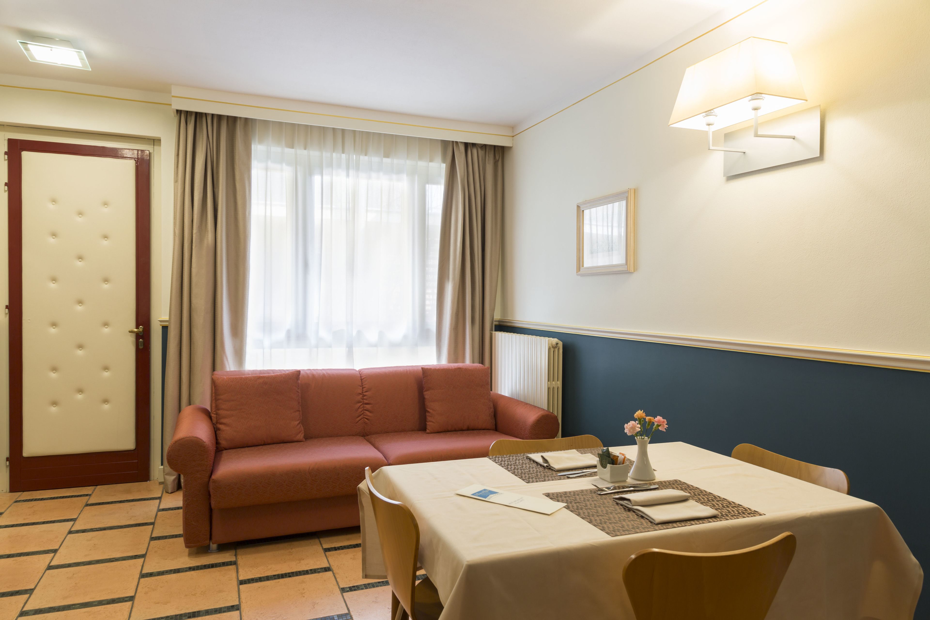 Duplex, 1 Double Bed | Premium bedding, minibar, in-room safe, desk