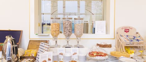 Desayuno buffet incluido todos los días