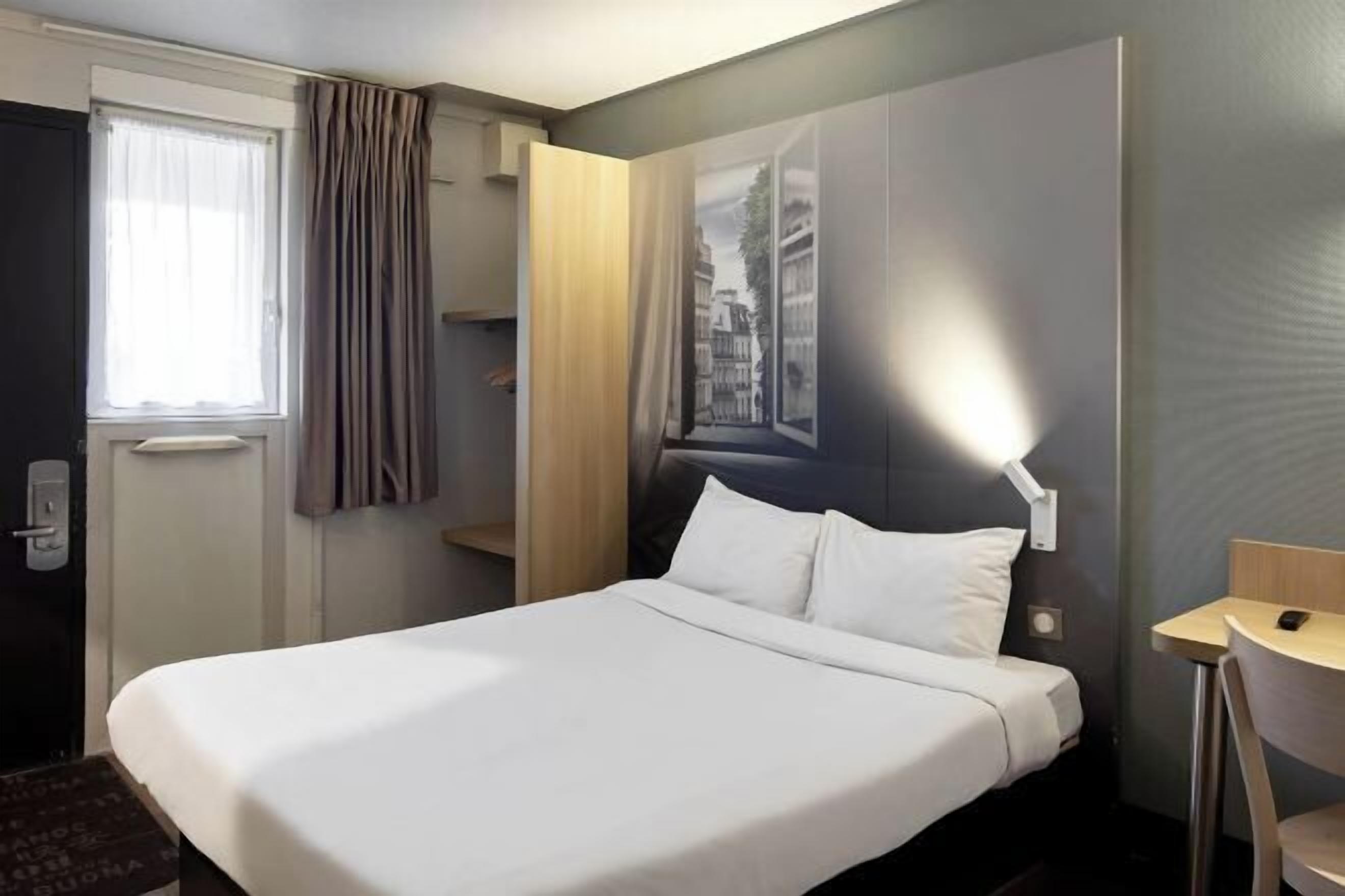 Desk, soundproofing, bed sheets