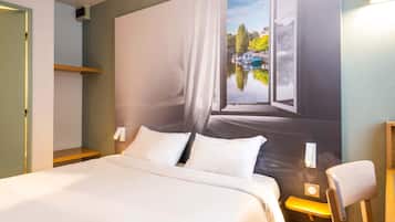 Double Room | Desk, soundproofing, free WiFi, bed sheets
